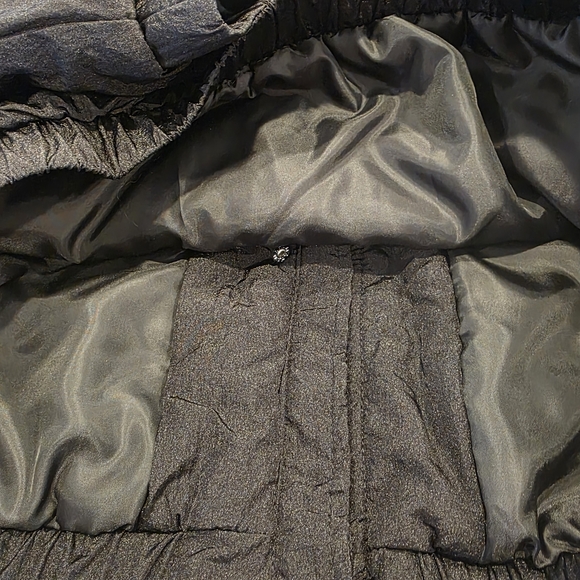Vigoss Cropped Puffer Hooded Jacket Black Size XL NWT! - Picture 15 of 16